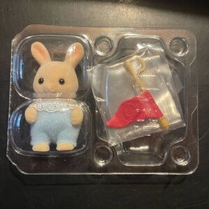 Calico critter/ sylvanian families Outdoor series Bunny rabbit with flag NWOT
